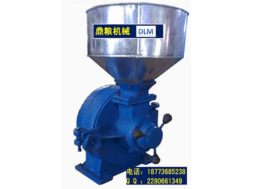30型磨片式粉碎機(jī)、磨粉機(jī)磨粉機(jī)，磨片式，產(chǎn)量達(dá)1000公斤時(shí),粗細(xì)可調(diào)